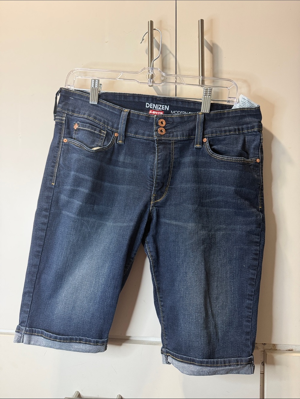 Levi's Denizen Dark Blue Cropped Denim Shorts